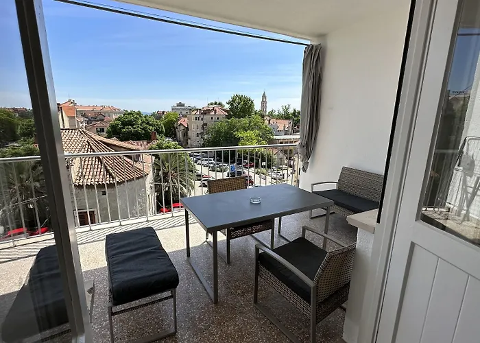 Iris Oasis Apartamento *