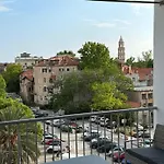 Iris Oasis *