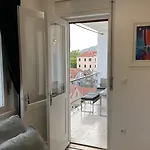 Iris Oasis Apartamento *