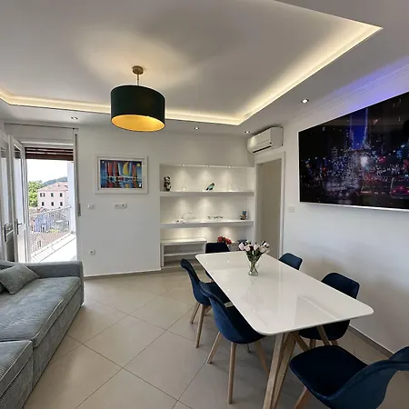 Apartment Iris Oasis Split